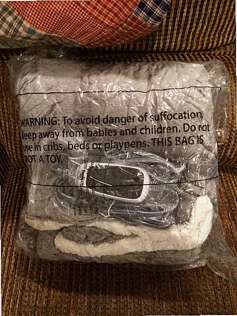 New Sealy Electric Blanket Wearable with Foot Pocket, Electric Snuggle Blanket