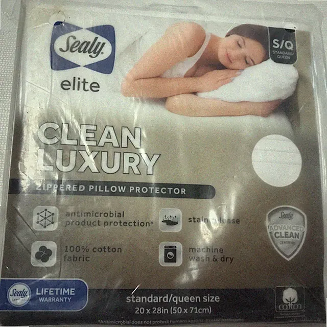 New Sealy Elite Zippered Clean Luxury Pillow Protector Standard/Queen 20X28 Whit