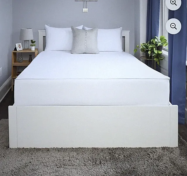 Sealy Sterling Collection Cool Comfort King Fitted Mattress Protector / White