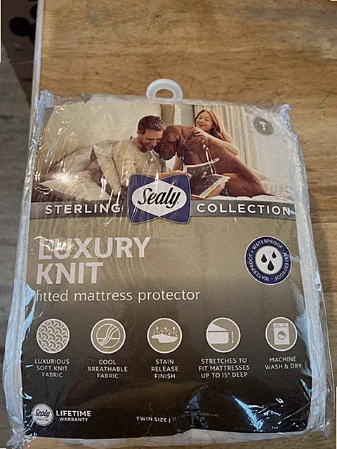 Sealy Twin Luxury Knit Fitted Mattress Protector White Open Package